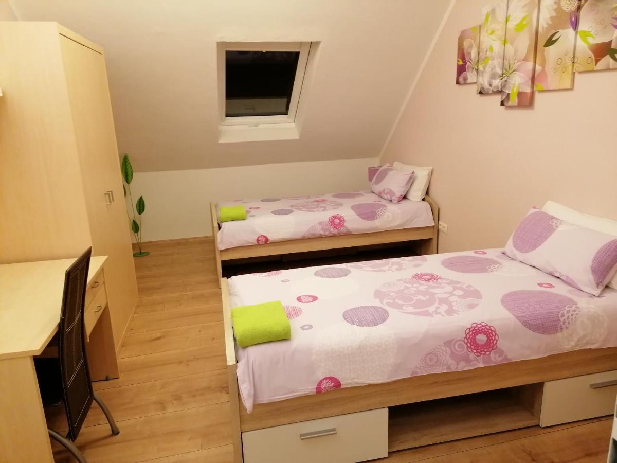 Ferienwohnung In Mayen Buitenkant foto