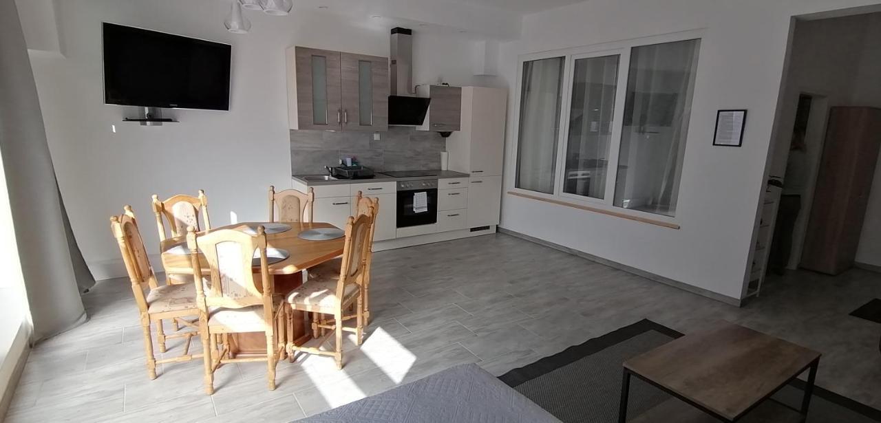 Ferienwohnung In Mayen Buitenkant foto